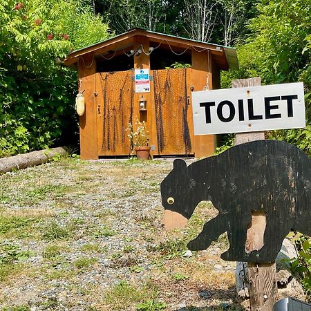 So Damn Lucky Glamping Hotel Ucluelet Buitenkant foto