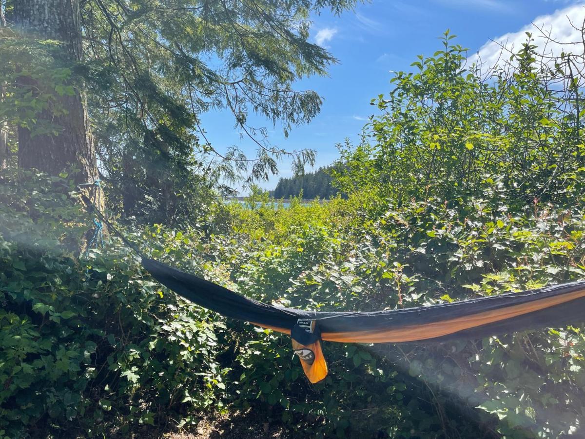 So Damn Lucky Glamping Hotel Ucluelet Buitenkant foto