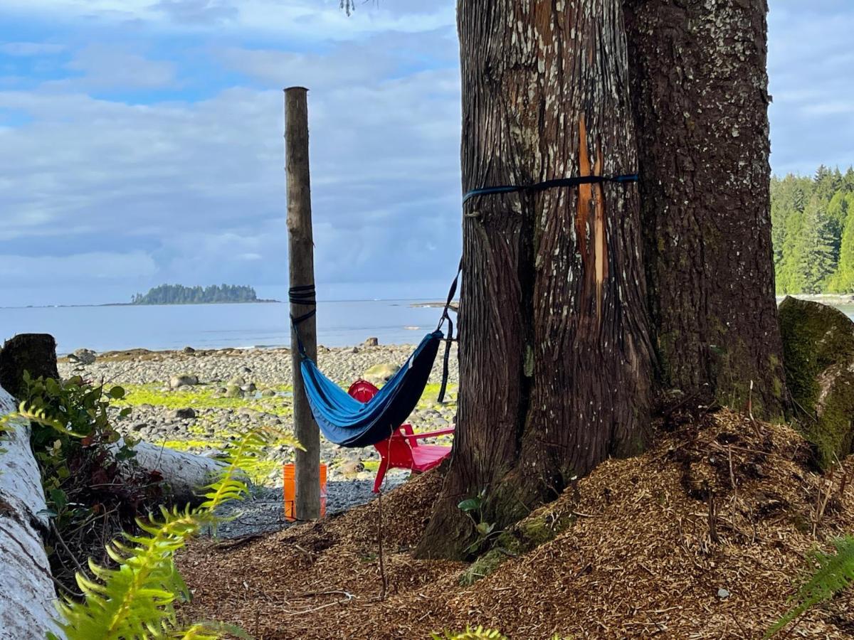 So Damn Lucky Glamping Hotel Ucluelet Buitenkant foto